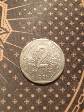 pieces de 2 franc 1981 rare tres bonne etat 880€