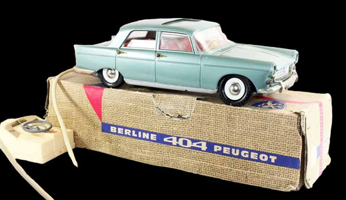 Peugeot 404 jouet - fj,