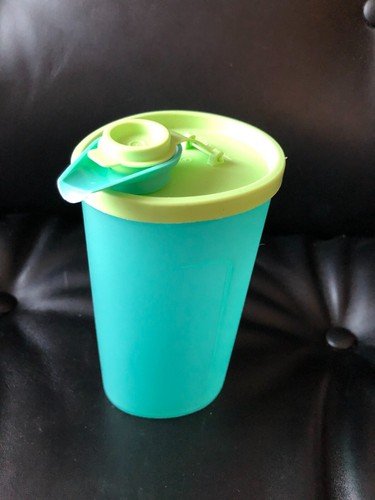Tupperware shaker boite - ❤️,
