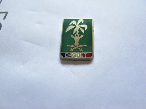 Ancien pins operation daguet - ancien,