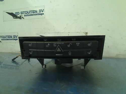 Chargeur mercedes benz cls - cd,