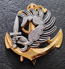 Insigne Armée Militaire de Béret Parachutiste RPIMA Signé Dargo Non Cerclée (C6)