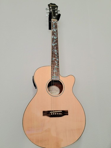 Beautiful epiphone guitar - beautiful,