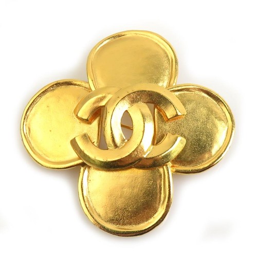 Auth chanel logo brooch - chanel, cc