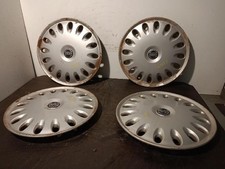 30866060 enjoliveur pour VOLVO V40 STATION WAGON (645) 1.9 DI 1995 5596386