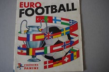 album panini eurofoot 1976-77 complet :platini ,zoff, tresor etc..