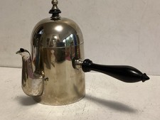 Chocolatière Art Déco: Métal Argenté (années 1930/40).Poignée droite bois Noir.