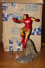 Statue IRON MAN classic Hard Hero (HH) AP signed Seth Vandable