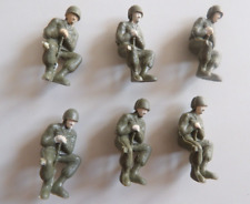 Lot de  6 personnages militaires soldats assis + fusil pour DIORAMA SOLIDO.VEREM