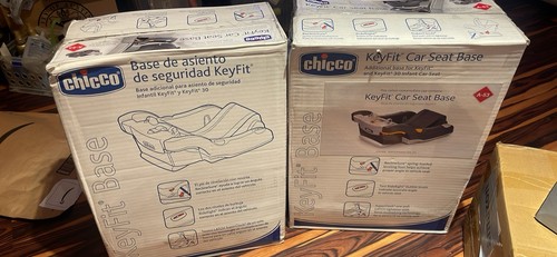 Two pack chicco keyfit car - two,