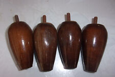 Bois : Lot de 4 anciens pieds de lit, sommier ou autre