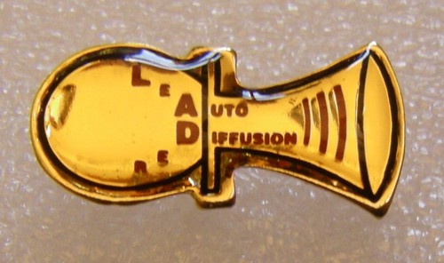 Pin antique klaxon - antique, a