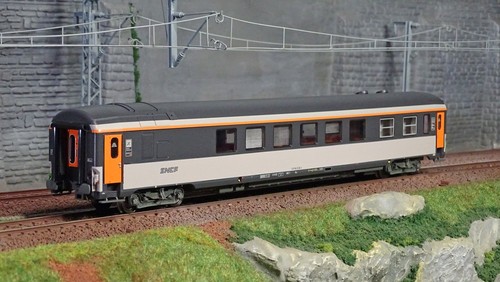 Models 40341 voiture - ls,