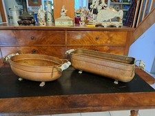 2 anciennes jardinières en cuivre avec poignées en porcelaine ,+ seau à charbon.