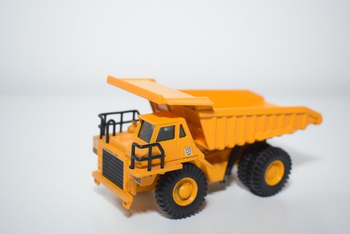 Camion benne basculante - benne, c17