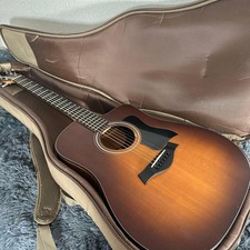 Étui spécial guitare