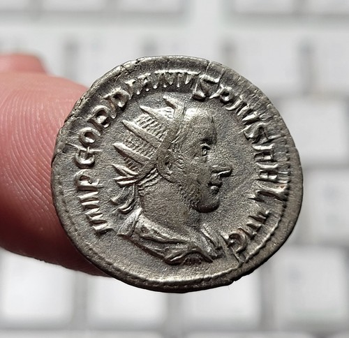 1c2 gordien iii antoninien - iii,