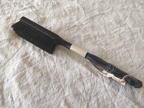Ancienne brosse pour - brosse,