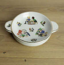 ancienne assiette chauffante en céramique déco scène de vie bouillotte enfant