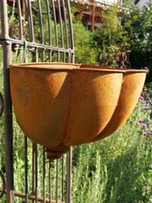 Panier mural en rouille noble