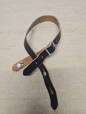 jugulaire pour casque Allemand WW2 en reproduction datée Berlin 1944