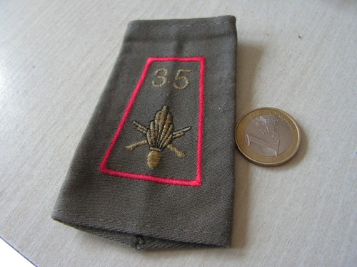 Fourreau epaule militaire - ,
