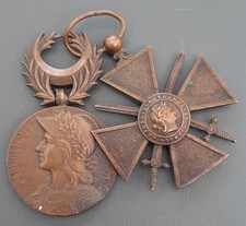 Relique Médaille Poilu d'Orient Levant bronze WW1 Croix de Guerre ORIGINAL RELIC