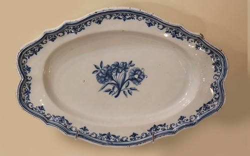 Plat faïence moustier - plat,