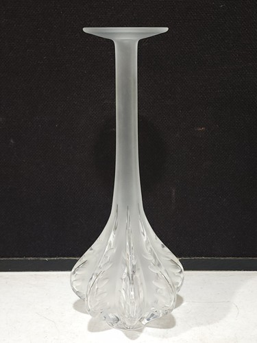Nwt new vintage tall lalique - nwt,