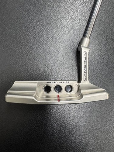Putter gaucher personnalisé