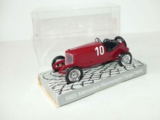 MERCEDES BENZ RENNWAGEN N°10