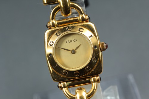 Exc montre à - à, pour
