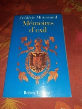  LIVRE  MEMOIRES D EXIL  FREDERIC MITTERRAND  TBE ROBERT LAFFONT   EO