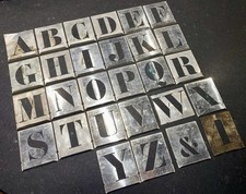 Plaque Ancienne Tôle ALPHABET non Émaillée Pochoir Meuble Ancien Métier Pub