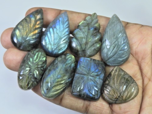 306cts lot 08 pièces - 306cts., de