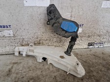 Pare-brise r�servoir de