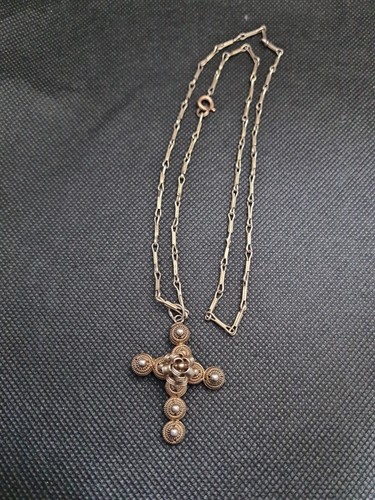 Chaîne pendentif croix - chaîne,
