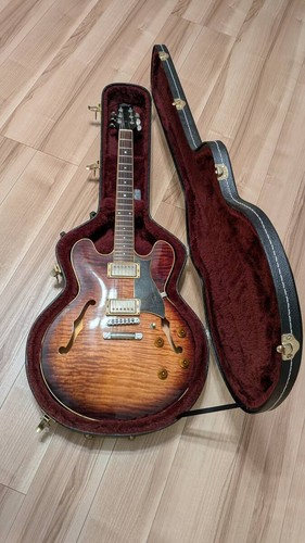 Electric guitar heritage 535 - heritage, h-535