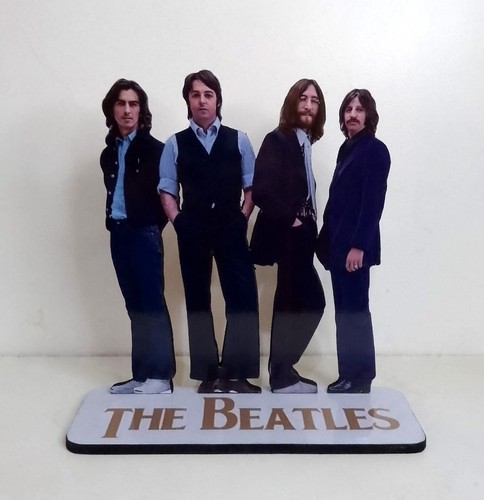 The beatles figurine - -, bois