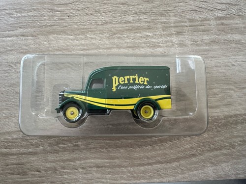 Voiture miniature camion - voiture,