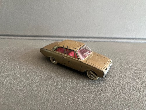 Ancienne miniature voiture - ancienne,