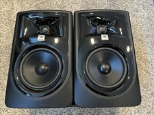 JBL 305P MKII Powered 5-Inch