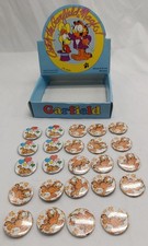 Lot 24 badges pins Garfield