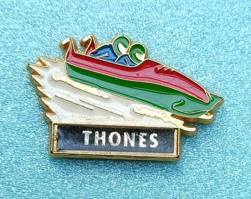 Rare pin ski bobsleigh - ski,