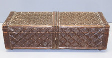 - ANCIENNE BOITE A GANTS BOIS SCULPTE DAMIERS CEINTURES SUR LES BORDS XIXe    D