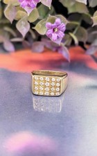 Bague chevalière en or pavée de 20 diamants d'environ 0,40cts Or 750 Millième (