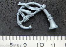 RTU07 BRAS COR ROI DES TOMBES WARHAMMER BITZ