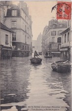 Paris 1910 – Crue de la Seine – Place Maubert la Marine de guerre – J. Hauser