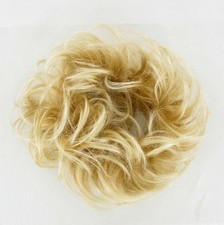 chouchou chignon cheveux blond