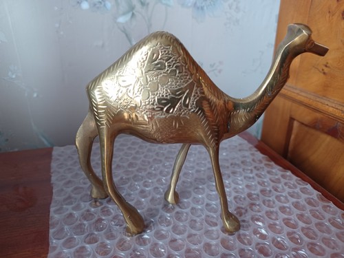 Statuette dromadaire laiton - statuette, en